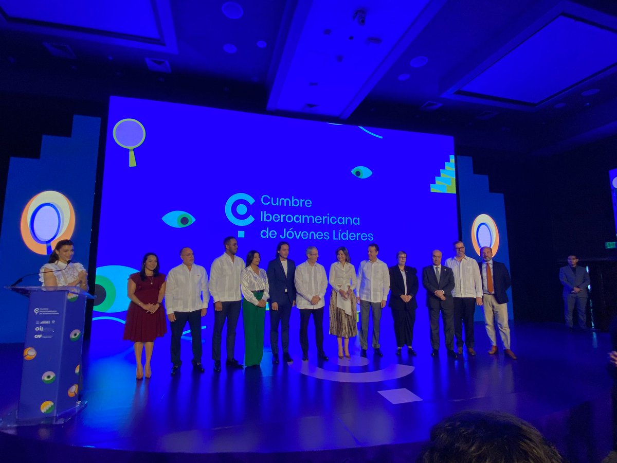 AgendaCAF's tweet photo. #CAFpresente en la @CumbreIberoA 🇩🇴en su 2⃣do día. Nuestro Gerente para Europa, Asia y Medio Oriente, Ignacio Corlazzoli, participa en la Cumbre Iberoamericana de Jóvenes @OIJ_DIGITAL organizada por @Nestle y @agendaCAF para impulsar e inspirar a los jóvenes de #LatAm. https://t.co/uWvY5EBFVU