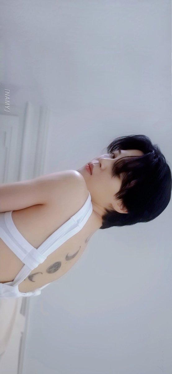 NAMY32724006's tweet photo. Jimin Wallpaper📱
😇😇🔥

#jiminie #BTSJIMIN #Jimin_FACE 
#BTSWALLPAPER #지민 https://t.co/SYVNjVTIfz
