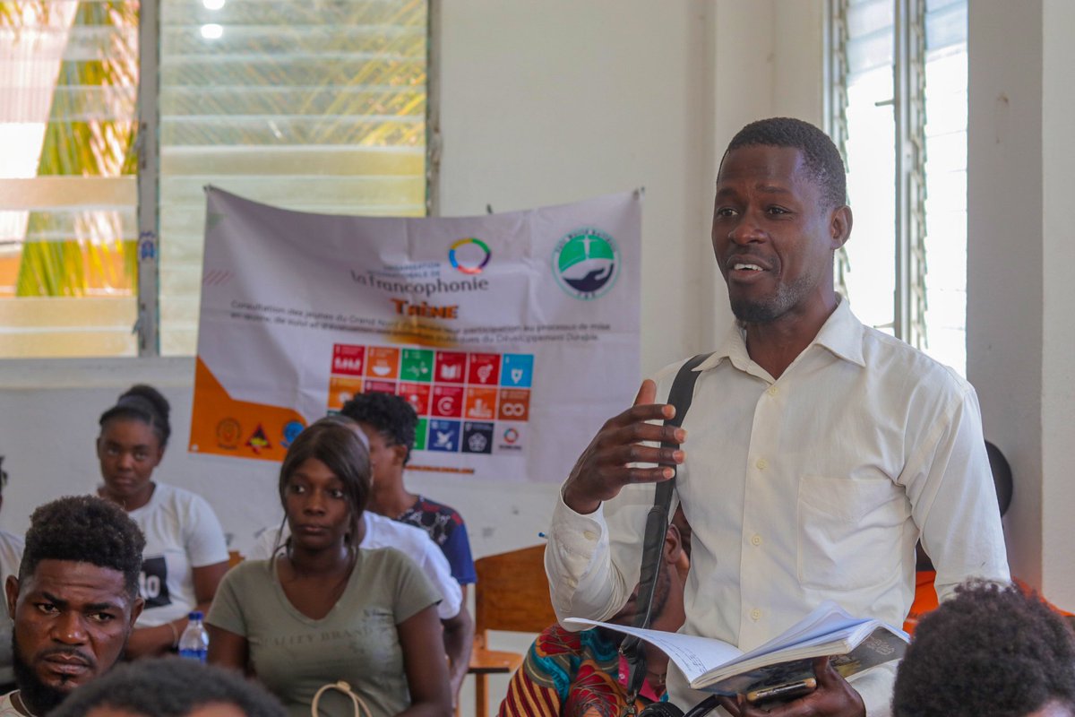 fairworldbuilde's tweet photo. Discussion autour des ODD avec les jeunes étudiants de la Faculté de Droit de Fort-Liberté dans le cadre du projet de consultation des jeunes du Grand Nord sur les ODD avec le soutien de l'IFDD, organe subsidiaire de l' @OIFrancophonie https://t.co/xfqSmvyogR