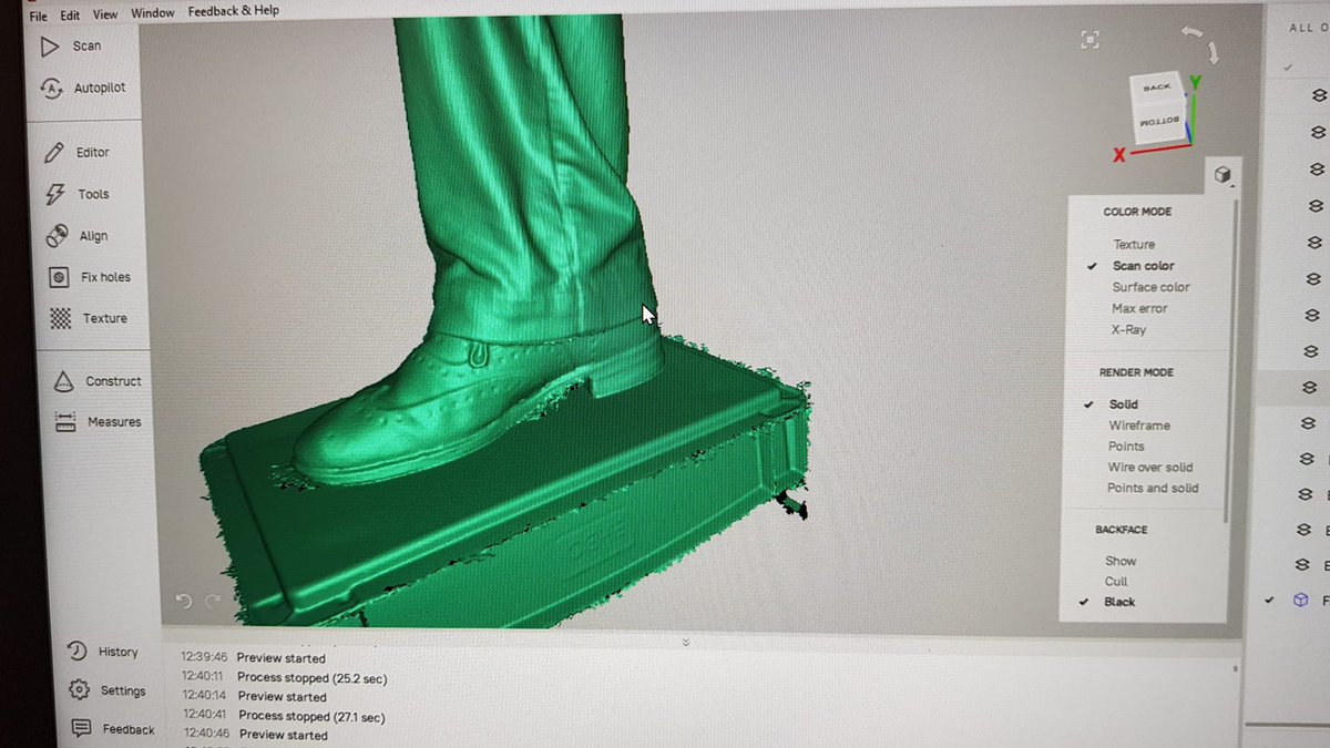 SPARK_Campus's tweet photo. Bij de heropening van het @Grasso_denbosch pand kreeg oud wethouder @JanHoskam @shertogenbosch  een zaal naar hem vernoemd. Daarvoor mochten we zijn schoenen inscannen, digitaal modelleren en 3D printen in maat 44,5.
Wil je het maakproces zien?: https://t.co/AnxLWHXzfr https://t.co/pK9Haz93fb