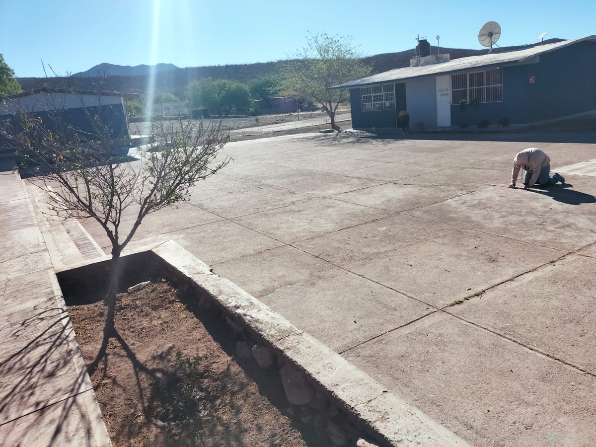 knowleddge's tweet image. El día de hoy el equipo de Educación Física Estatal le dio color a la escuela &quot;Justo Sierra&quot; del poblado Alamillo Galeana, en Rodeo. Los juegos tradicionales no solo divierten a los alumnos, sino que son un recurso de enseñanza y aprendizaje muy valioso. #educamosconvalor