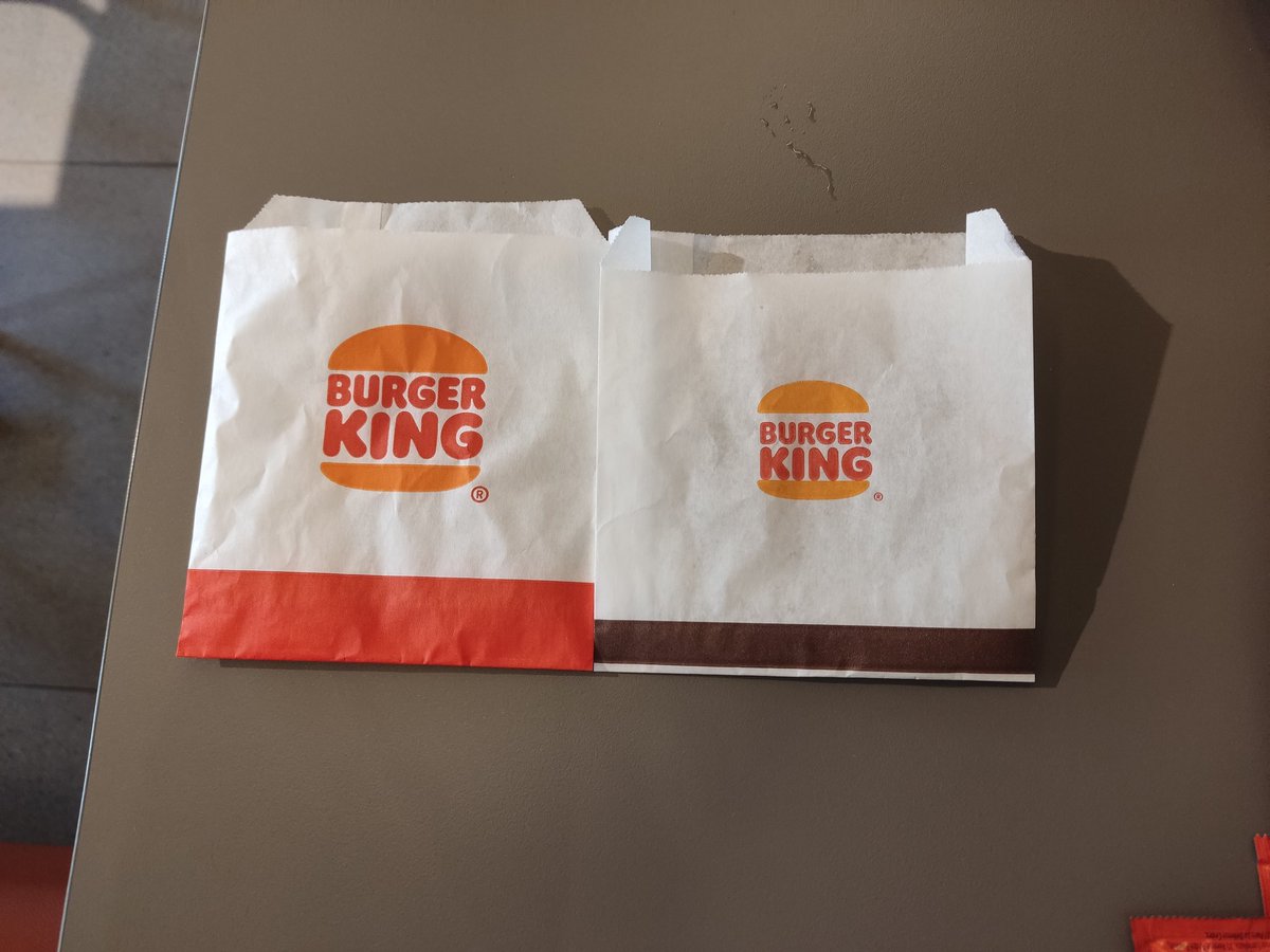 Polete34's tweet photo. @burgerking_es  a parte del tamaño del logo. Podéis indicarme la diferencia entre las patatas grandes y gigantes? https://t.co/3DZjFuQOqA
