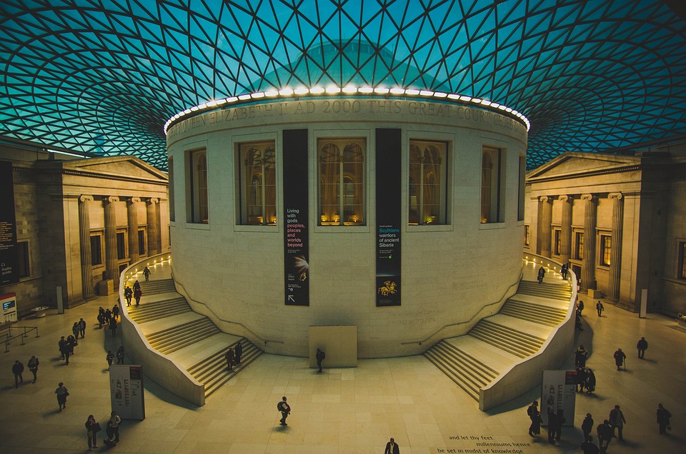 ChristianJulmi's tweet photo. The design of #atmospheres plays an essential role in the cultural and creative sectors. Where it is & where it should go is the subject of my recent contribution to the Oxford Handbook of Arts and Cultural Management @OxUniPress #servicescape #museum #art https://t.co/UK7Cm901eH https://t.co/dMqsHMyJQg