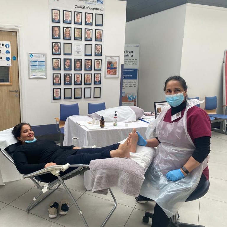 MulberryCentre's tweet photo. An amazing day in the foyer of @WestMidHospital, giving taster treatments to staff and patients. Our amazing therapy team showcased our excellent work at @MulberryCentre and celebrated the effect complementary therapies can have. #ComplementaryTherapyWeek  #TheMulberryCentre https://t.co/qsmLGFIPCt