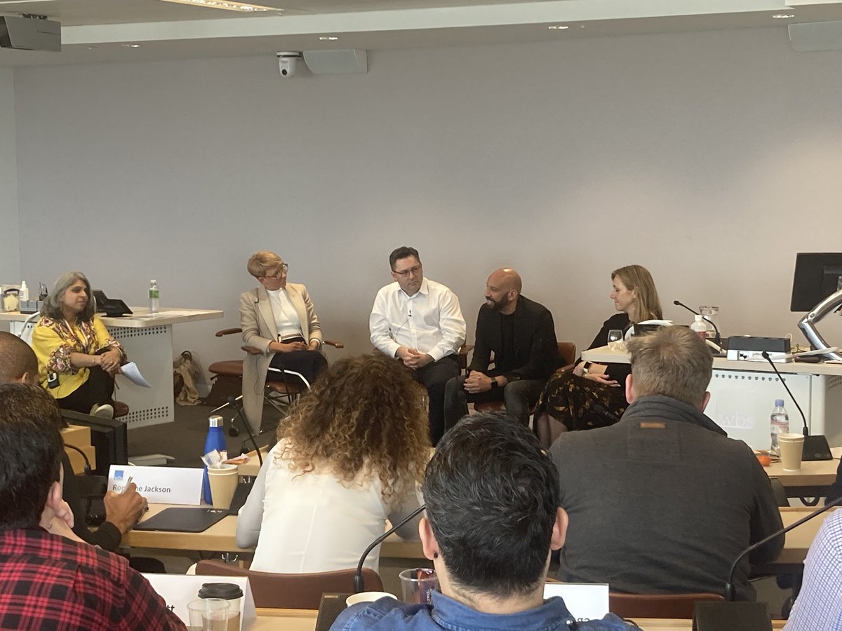 Always inspiring to see <a href="/robapierre/">Rob Pierre</a> in action - this time on a leadership panel for <a href="/WarwickBSchool/">WBS</a> <a href="/TheShardLondon/">TheShardLondon</a>
