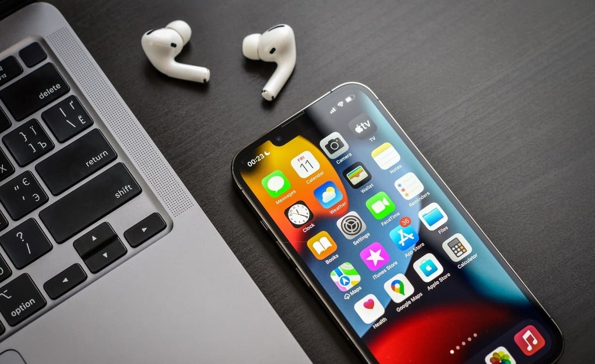 CeotechI's tweet photo. Telefonia Mobile, anche per il 2023 prezzo medio ancora in calo ma più giga
#Connessione #MNO #Mobile #MobileNews #MVNO #Notizia #Notizie #Offerte #OperatoriMobile #Operatoritelefonici #Prezzo #ReteMobile #Smartphone #TechNews #Telefonia #TelefoniaMobile

https://t.co/66ryIVU8QX https://t.co/UNA1WLje2j