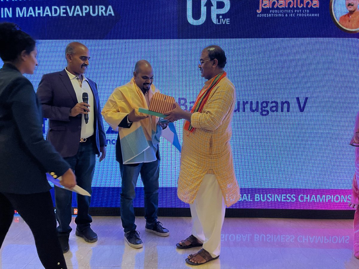balainonline's tweet photo. It was wonderful to meet @ArvindLBJP ji and be part of the CEO meet representing @iteanz. Thank you and all the organisers of the networking event and recognition. https://t.co/h3B4zcisPF
