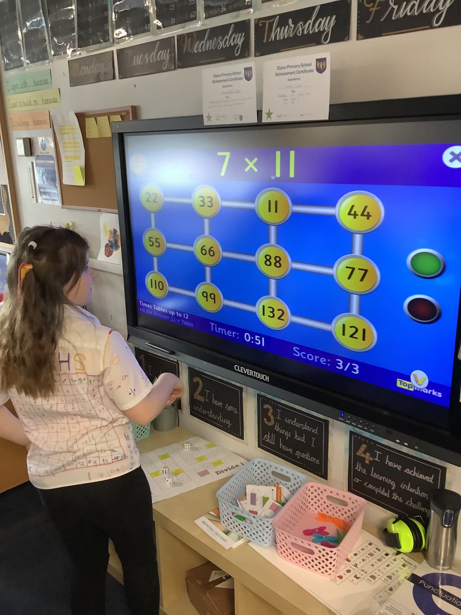 Hit the button is a firm favourite along with TTRS this afternoon ⁦<a href="/PrimaryElaine/">Elaine Primary</a>⁩