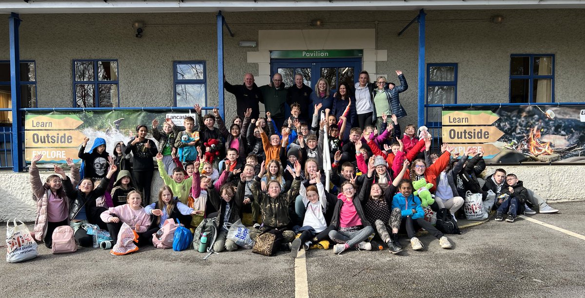 sjvblackpool's tweet photo. Thanks a bunch #SJV5C and #SJV5B we have had a blast ⁦@hothersalllodge⁩ 2022 #plentyofmemories #onourwayback #goodluckopeningtheircases 😉😂 https://t.co/MZ6dQ9gW8X