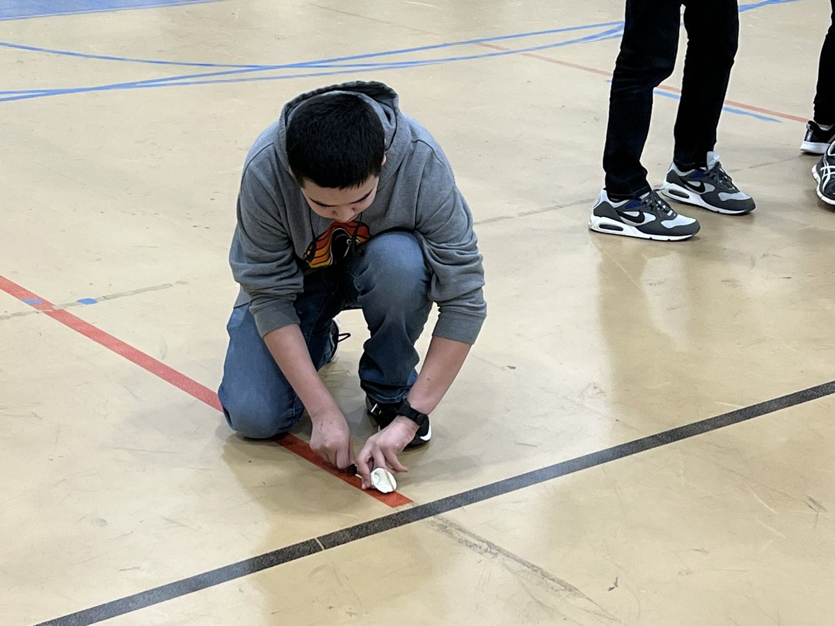 More 8th grade PE STEM groups <a href="/ms_madigan/">sarah madigan</a> <a href="/FMS_BCPS/">Franklin Middle BCPS</a> #franklinSTEMday