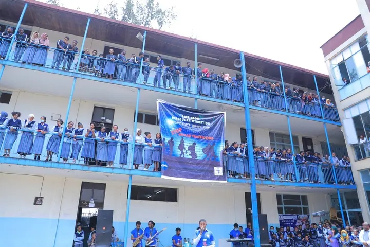 EecmyDassc's tweet image. Advocacy Campaign of the EECMY-DASSC Safe From Irregular Migration project in collaboration with Addis Ketema Secondary school.

#stopirregularmigration 
#saynotohumantrafficking 
#Stopthebohts 
#awareness