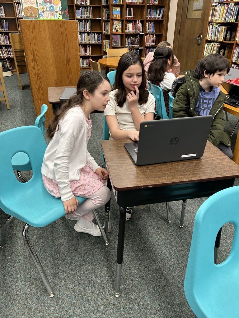 In STELLAR Ms. Connor's 4th graders worked together to create an animated Sprite of sedimentary rock formations. Positive feedback and supporting comments were heard throughout the library. <a href="/whufsdrams/">Ram Pride</a> <a href="/Amplify/">Amplify</a> <a href="/CanUCode/">CanUCode?</a> #RamCulture