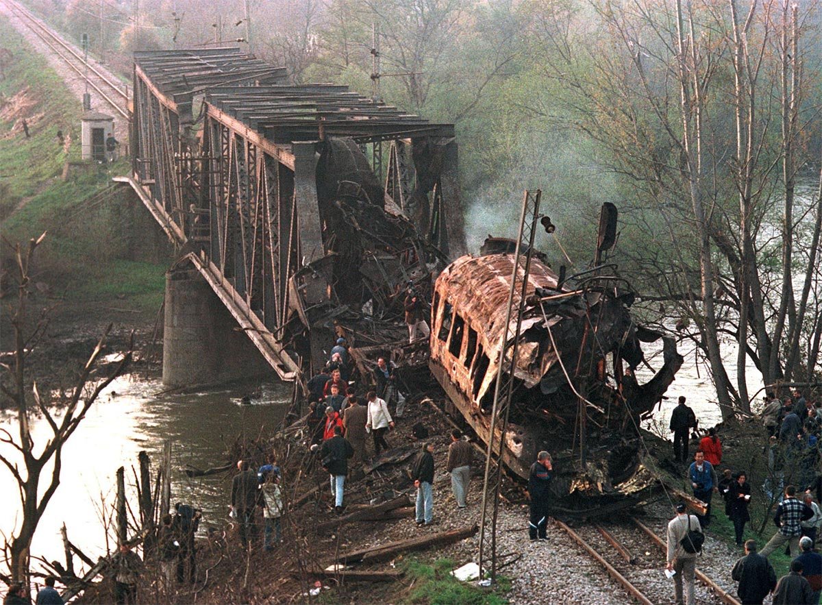 CallaWalsh's tweet photo. 24 years ago, NATO began illegally bombing Yugoslavia for 78 days. Thousands of people died, including many innocent civilians. NATO bombed civilian trains and even the Chinese Embassy in Belgrade. The world will never know peace until we #AbolishNATO. https://t.co/rc1adQxgoZ