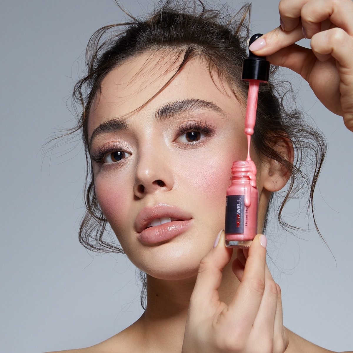 New Well Professional Makeup tweet media