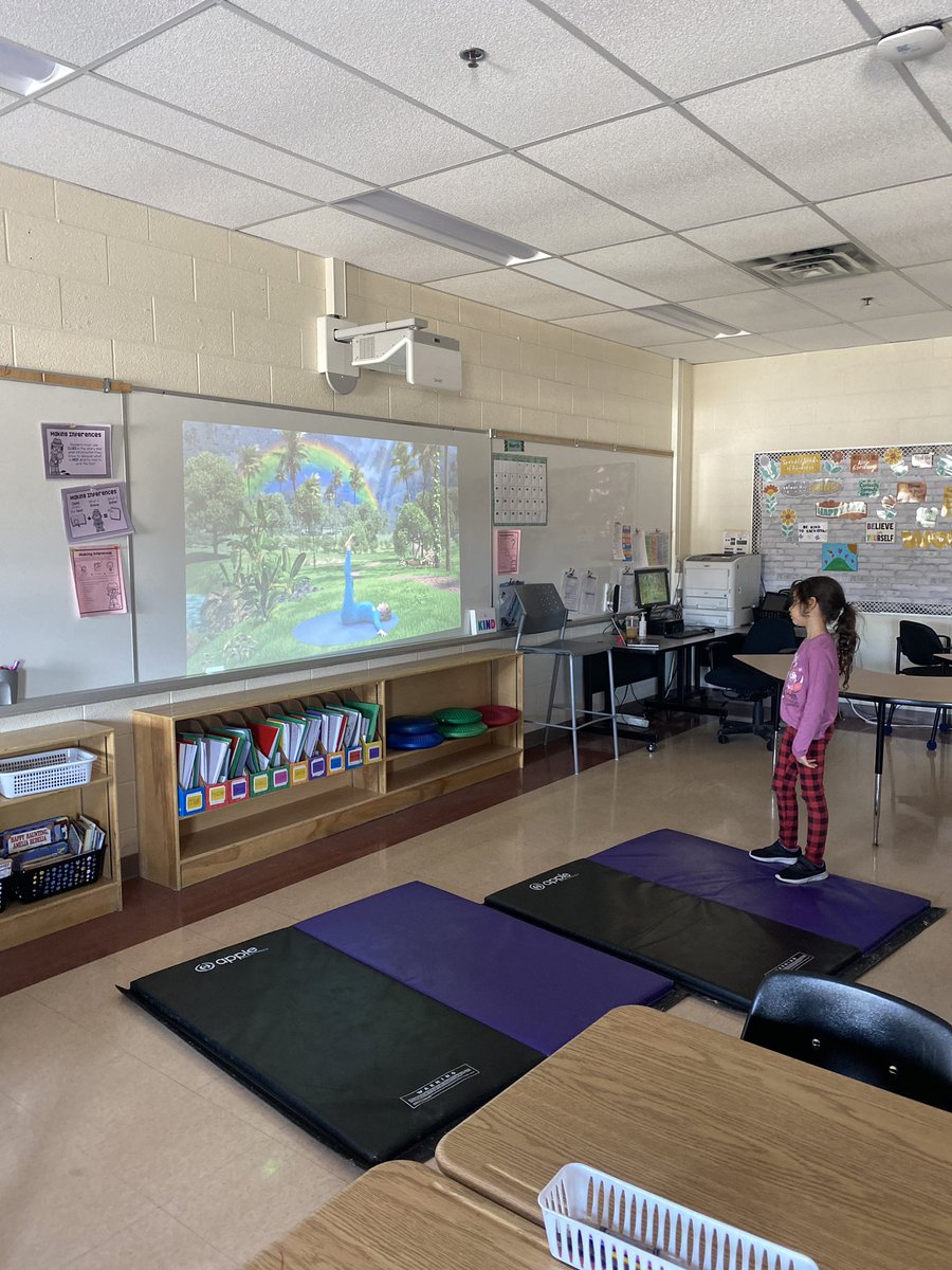 CYWtweets's tweet photo. Living our best chillaxed life in #ThePeacefulReset lunch group @StThereseDPCDSB #CalmBegetsCalm #RelaxRenewRegulate can’t wait for next week 🧘♀️🖍️🎨💤 https://t.co/JhrSOibIWH