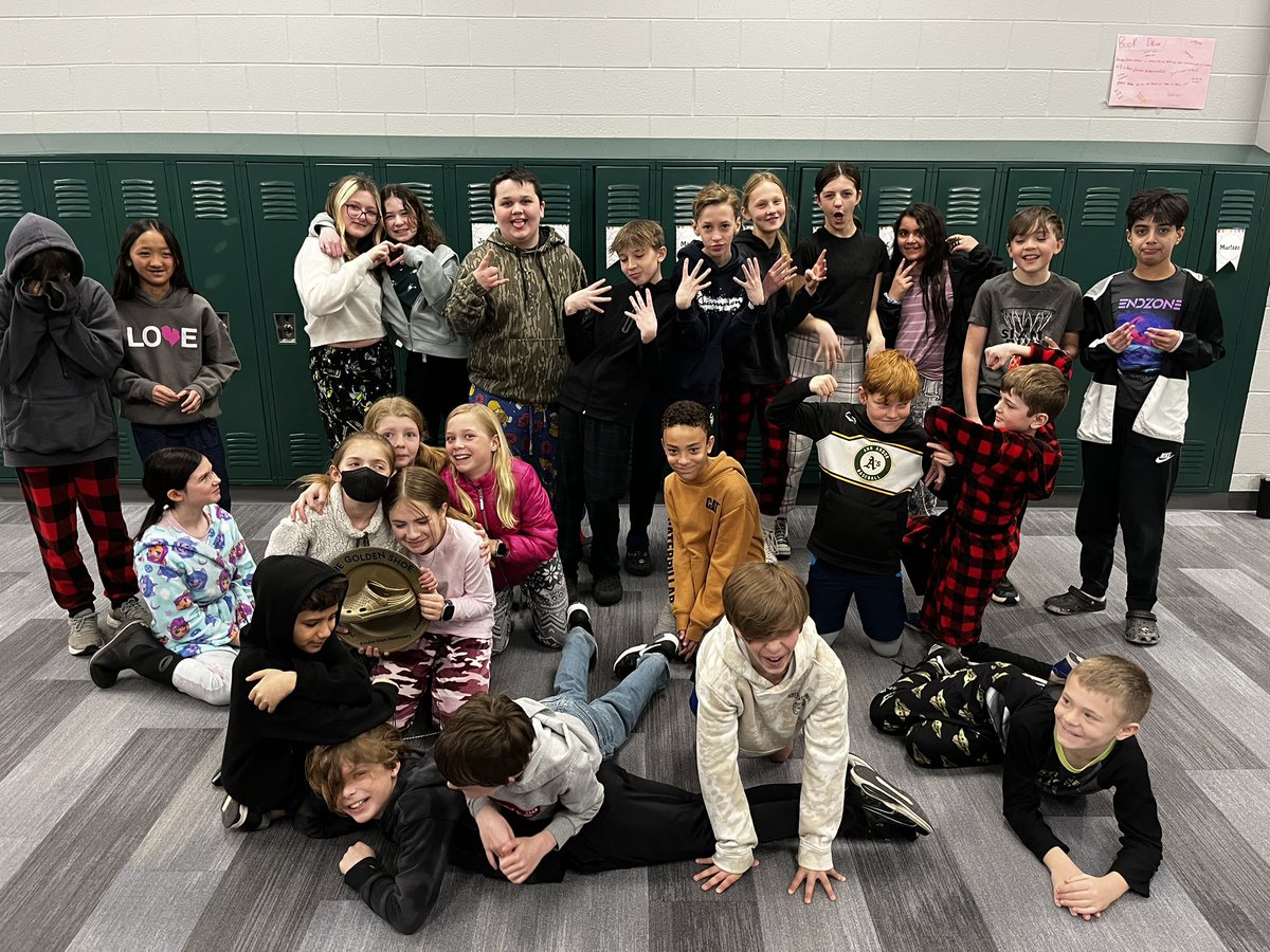 MrSpicerTweets's tweet image. As DJ Khaled would say…and anotha one! We were thrilled to win the Golden Shoe award this month at our community meeting. #HeritageLearn #SASCompass