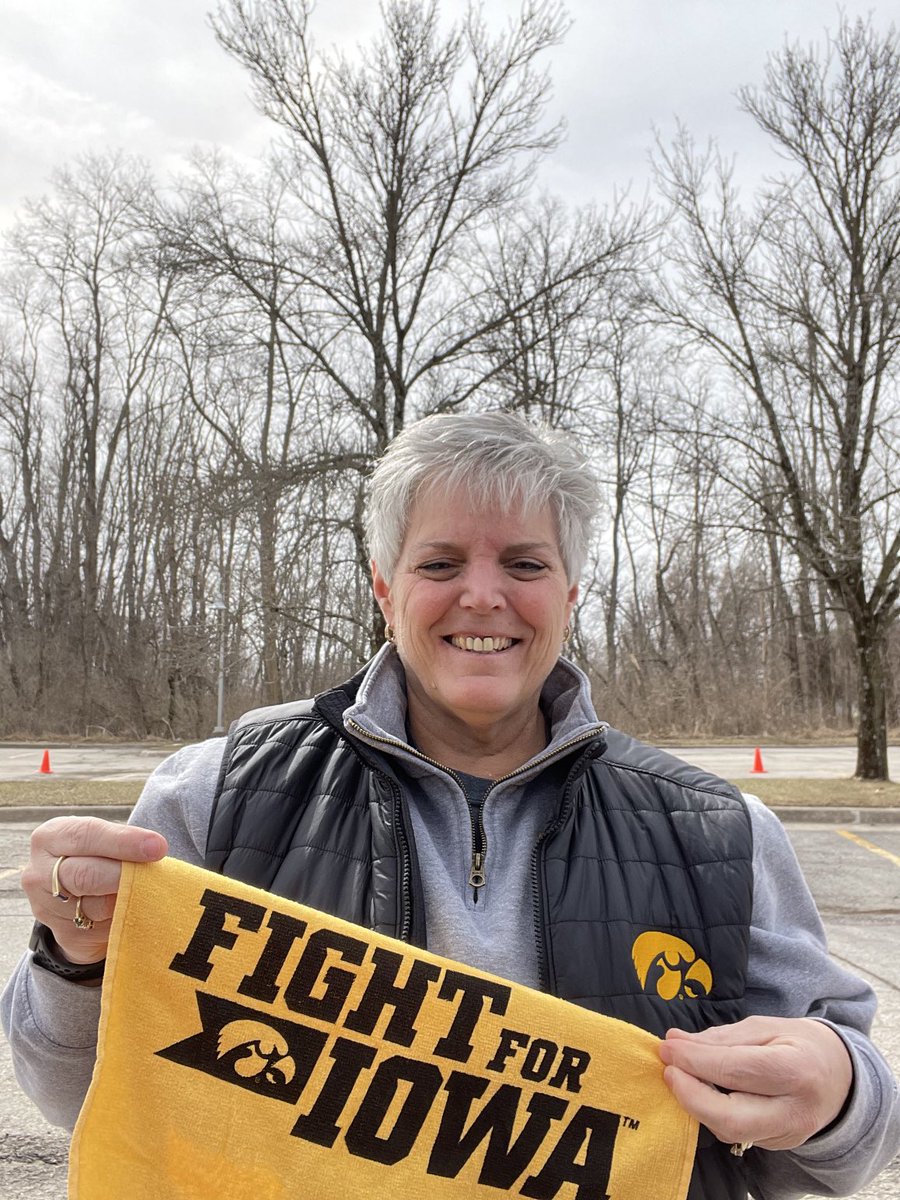 lovestrack's tweet photo. Let’s Go Hawks!  Cheering loud for the Iowa Women’s Basketball team tonight!  Coralville Central Cougars from ⁦@IowaCitySchools⁩ are too. ⁦@IowaWBB⁩ you ROCK! https://t.co/9PeTyu5vOn