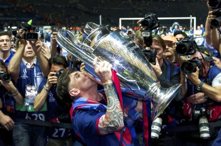 albanianculee's tweet photo. @psg_chief Hey PSG fans here’s Messi with something that your club will never win 😂😂 https://t.co/22XyKgaeai