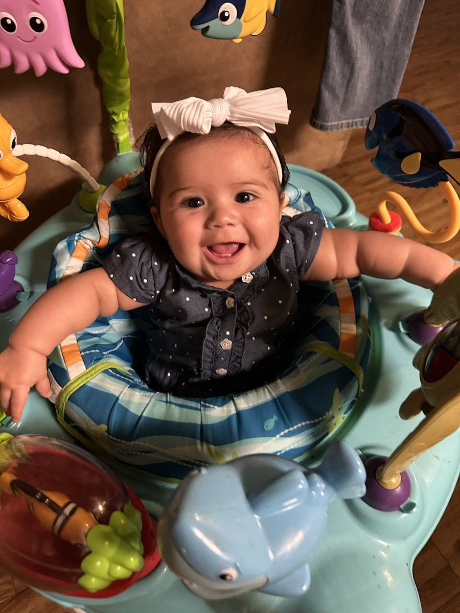 sydniejo2's tweet image. Mama🫶🏼😍 #2teeth