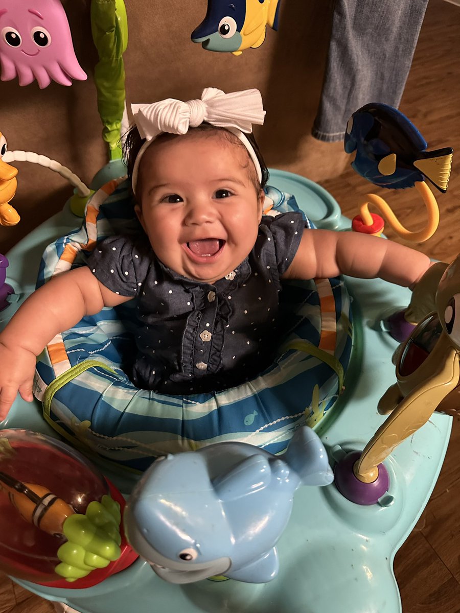 sydniejo2's tweet image. Mama🫶🏼😍 #2teeth