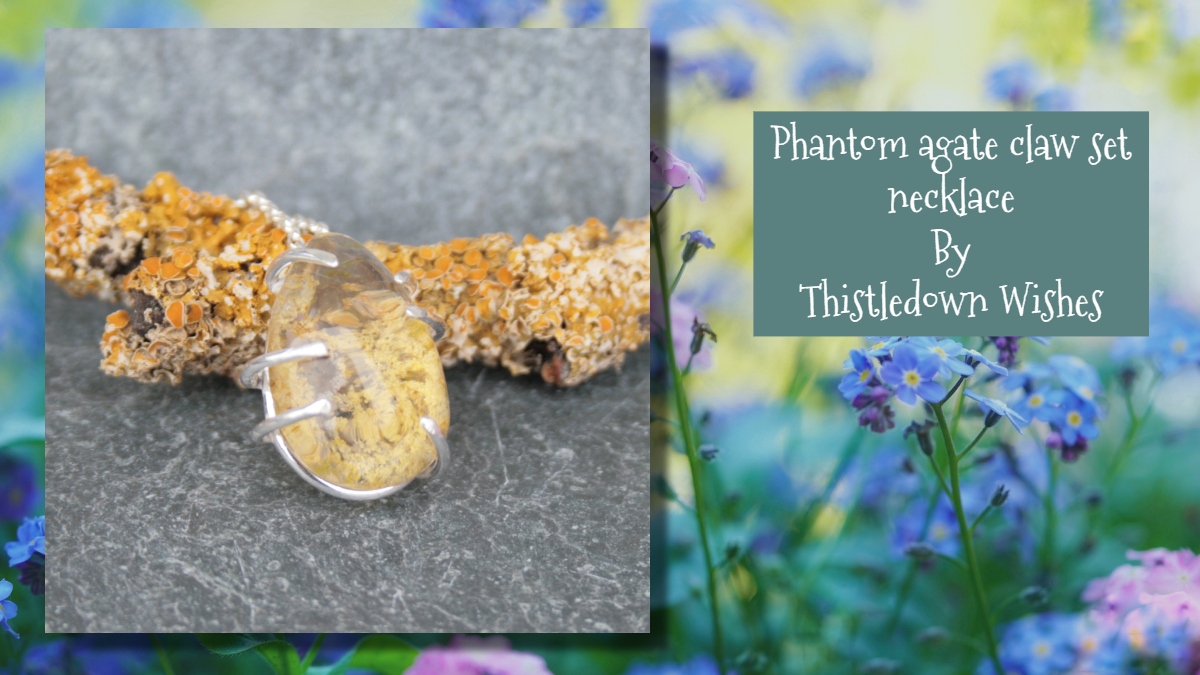 This unusual necklace would make a wonderful gift. #MindfulGiftsDay A phantom quartz / garden quartz stone is held in a sterling silver claw setting, a beautiful piece by @thistledownwish thebritishcrafthouse.co.uk/product/phanto… #TBCHArtisans #UKGiftAM #shopindie