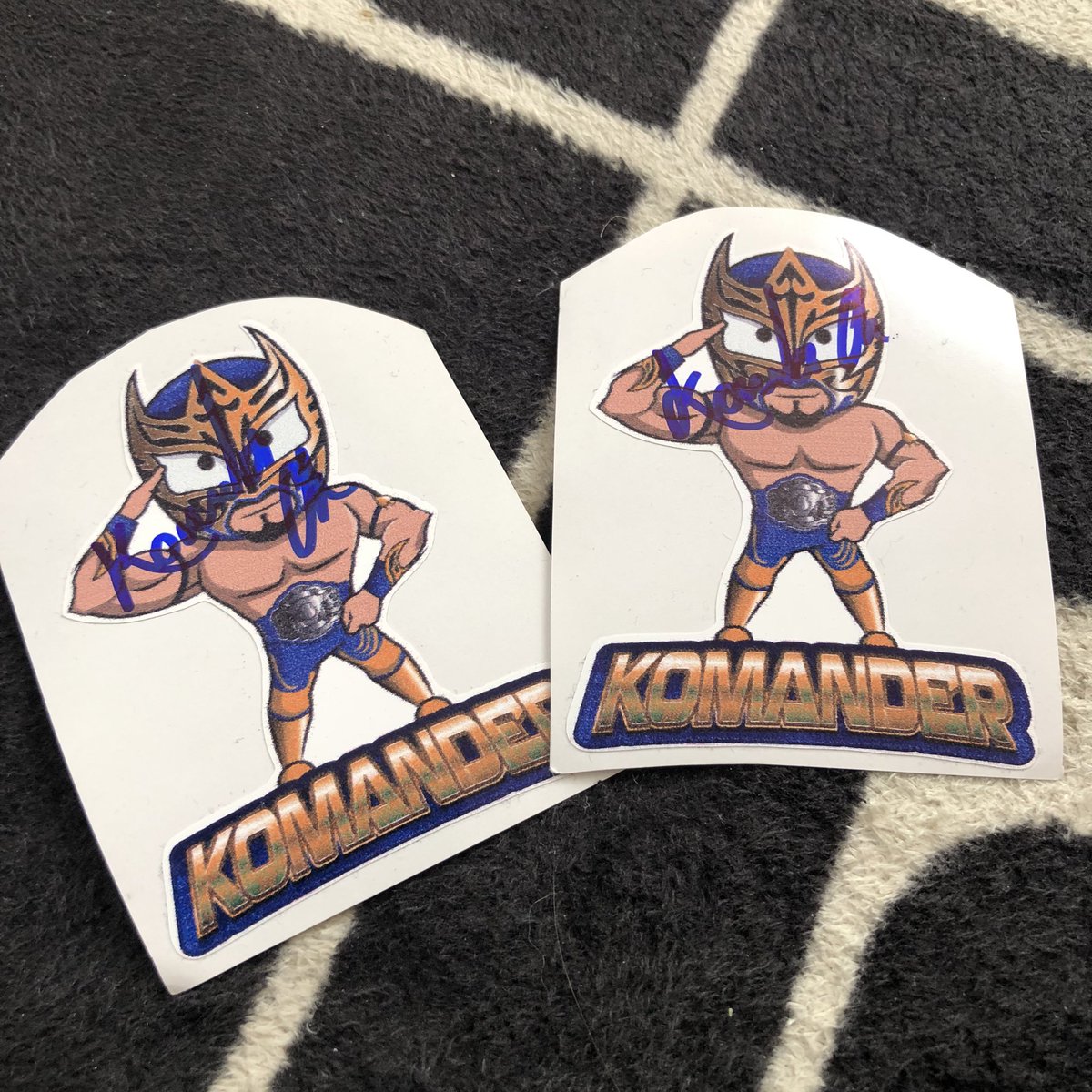 kazgearmania's tweet image. Thank you @TonyKhan🔥🔥🔥
And "Muchas gracias" @KomandercrMX🇲🇽Got signed #Komander stickers🫡 #ROH