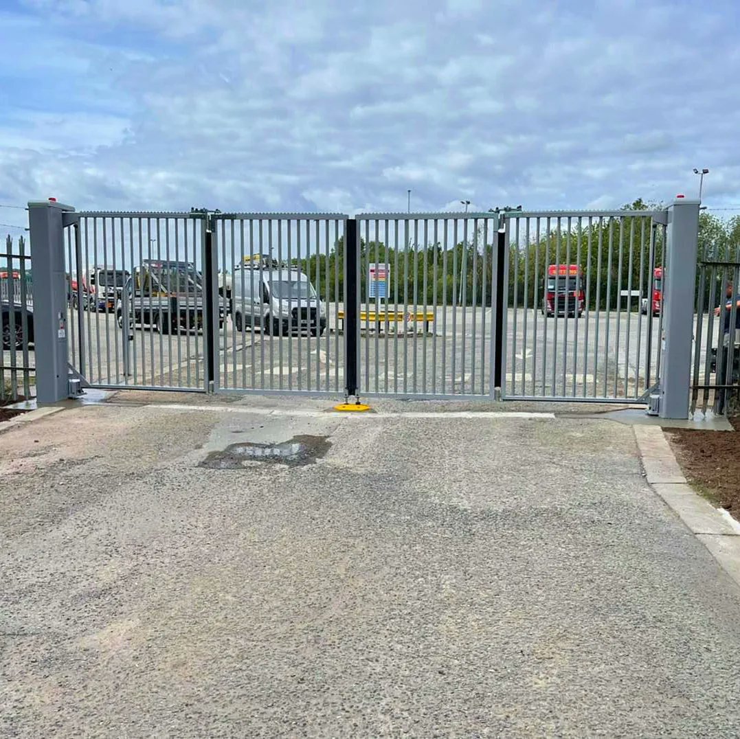 GatesLivewire's tweet image. 🔒 Secure Your Property with Darlington's Top Commercial Gate &amp;amp; Security Gate Installation Specialist 🔒

✅ Sliding gates
✅ Swing gates
✅ Industrial gates
✅ Pedestrian gates

🔐💪 #securitygate #commercialgate #darlington | SEE MORE 👉  buff.ly/391HRQ6