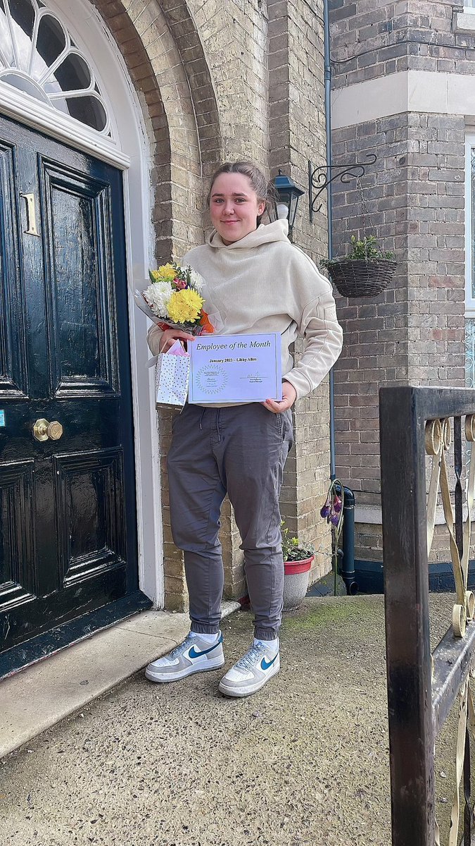 MalouOrtz's tweet photo. @blackswancare libby is our employee of the month- always going above and beyond . Keep it up libby! 🌸💗 #thebeeches #eastharling https://t.co/XKh0Ne804C