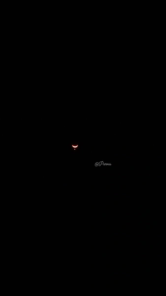 ParnaMandal9's tweet photo. Isn't it Crazy... Like crazy I feel like All the stars And Moons and Planets are listening Jimin's Face album. This much close. Moon And Venus  ....Likee crazy

#Jimin_FACE
#LikeCrazy
#MoonandVenus 
#moon 
#faceismakinghistory 
#NASA 
#moonnasa 
#ISRO 
#bighit 
#BTSJIMIN https://t.co/AsDwEw06ld