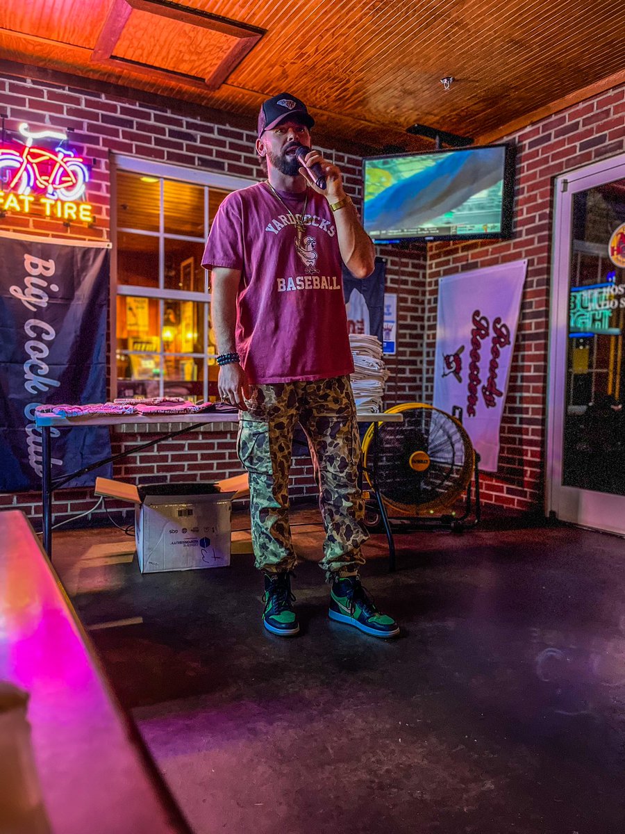 SECUnfiltered's tweet photo. COLUMBIA, SC ✅

Appreciate y’all bringing the noise!

DT Greenville, you’re up!

#2023TSUSSpringTour #AleYeah https://t.co/IvWBFO6CfL