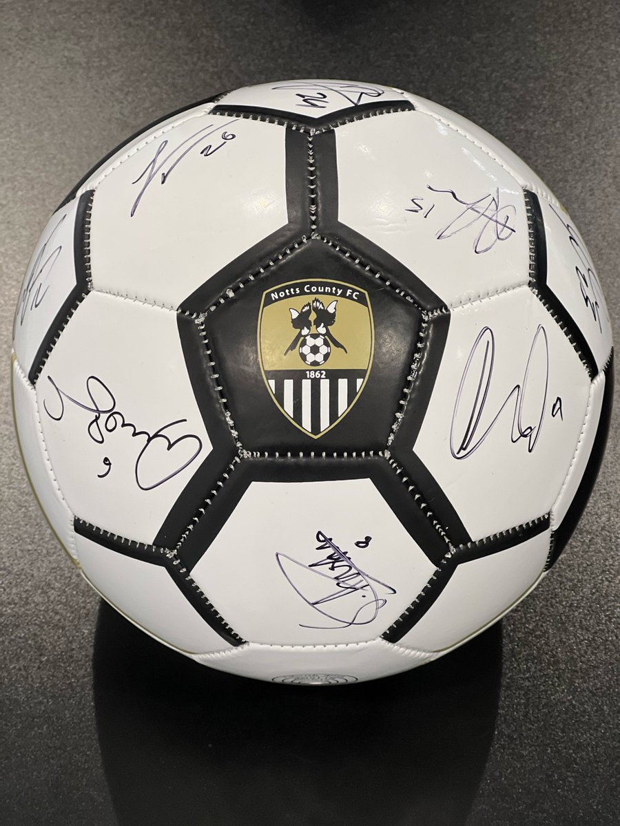 Just to let everyone know I will be organising a raffle for this that has been kindly donated by <a href="/Official_NCFC/">Notts County FC</a> for <a href="/CR_UK/">Cancer Research UK</a> thank you so much gofund.me/93d3f090 spread the word people please RT Many thanks