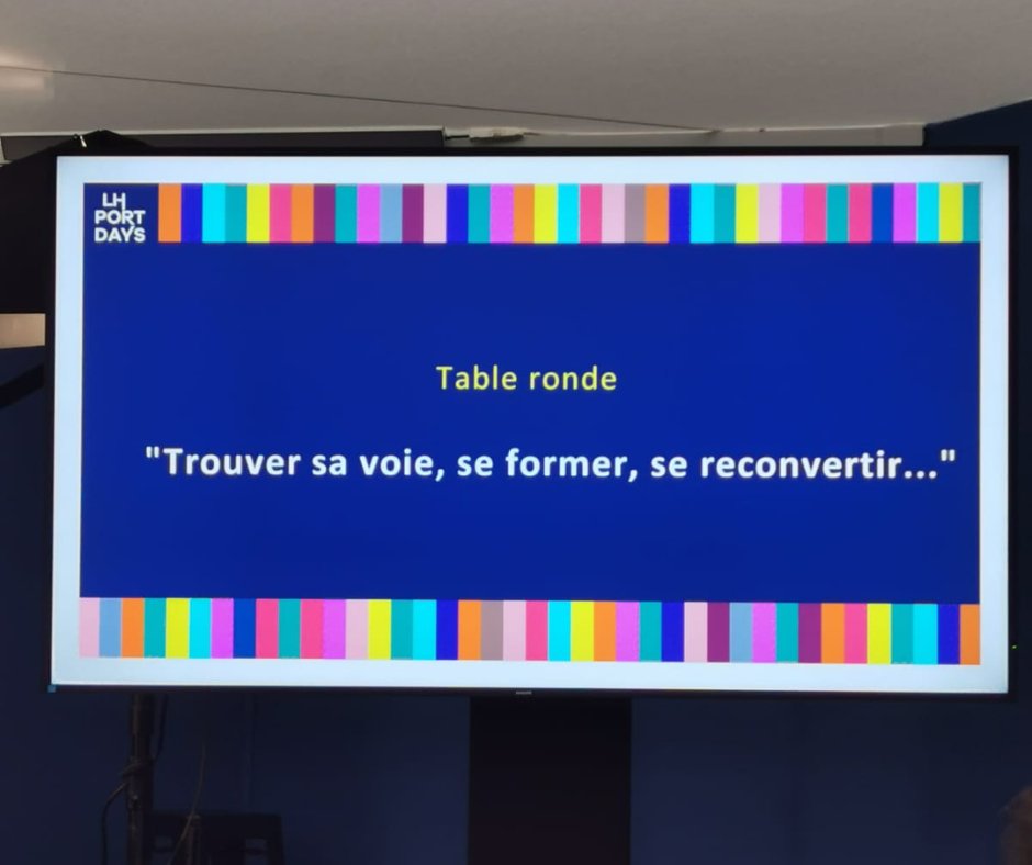 FTravail_NDIE's tweet photo. .@LHPortCenter | Rencontres havraises de l’emploi maritime, 📅 c'est jusqu'au 25 mars 
Aujourd'hui, Ludovic Jaouen Directeur de l'agence Havre Souday @Poleemploi_Ndie participait à une table ronde "Trouver sa voie, se former, se reconvertir" https://t.co/sngaiUjDDR
