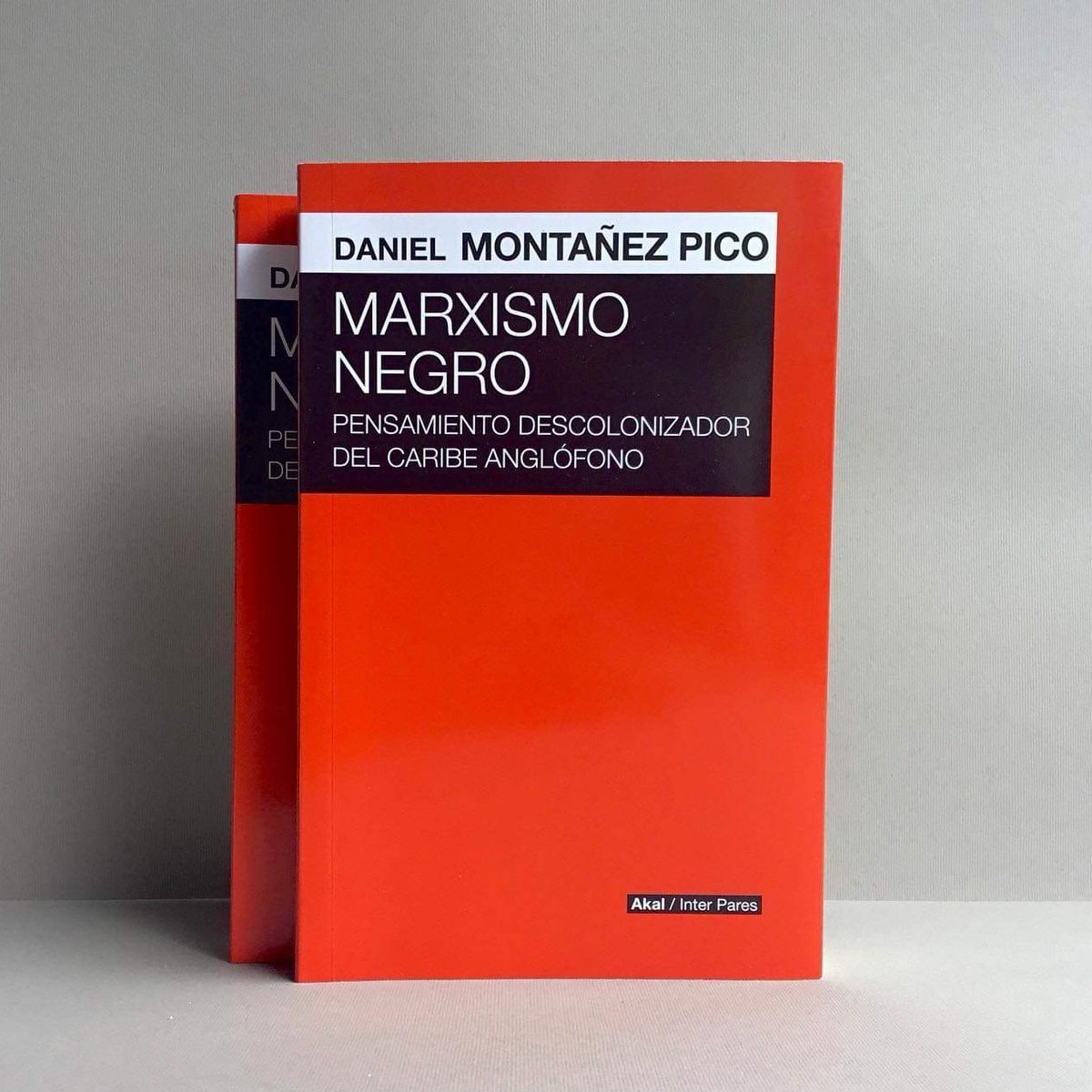 "La explotación de la población que goza del privilegio racial se articula con la superexplotación de la población que sufre el prejuicio racial."

'Marxismo negro' - Daniel Montañez

📕 todostuslibros.com/libros/marxism…