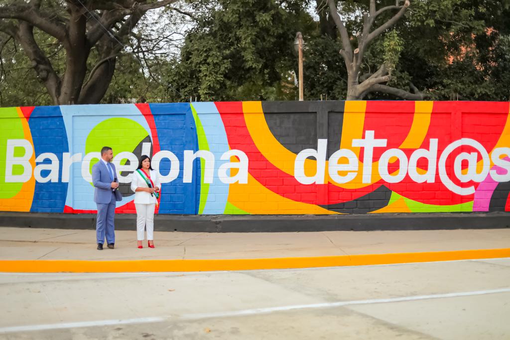 Yinderf's tweet photo. Felicito a la alcaldesa @sugeyherreram digna representante de la mujer venezolana, quien con amor y compromiso viene realizando un excelente trabajo en nuestra Gran #Barcelona 

@NicolasMaduro @luismarcanos
#ChavismoConLaMoralEnAlto https://t.co/QmHoos7hPc