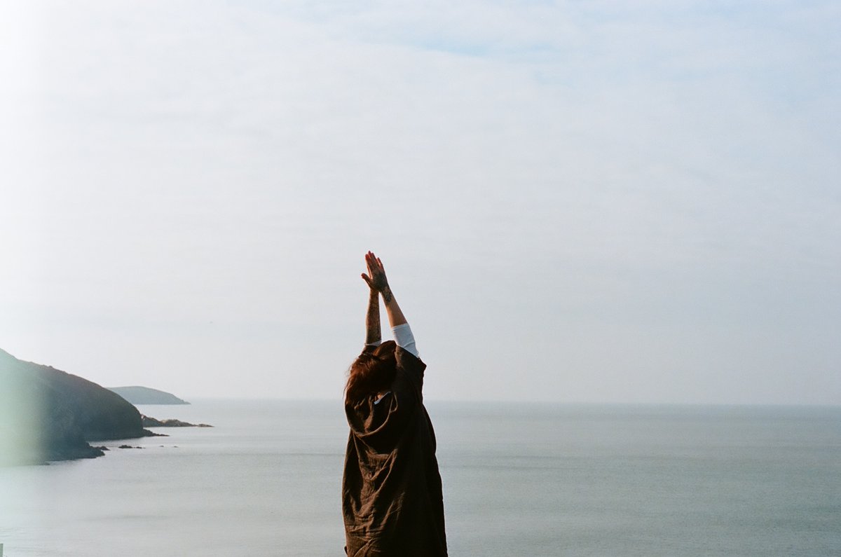 visionsofmantra's tweet photo. ''Just when you feel you have no time to relax, know this is the moment you most need to relax.''
– Matt Haig

#FridayFeeling #FridayVibes #fridaymorning #FlashbackFriday #FursuitFriday #tgif #calm #meditation #midful https://t.co/Cf43aDQU5C