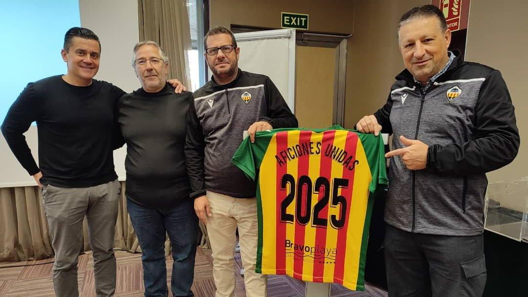 👏🤩 Castellón 2025: próximo destino del Congreso Nacional de Peñas
diariodeaficionesunidas.es/diario/2023/03…

<a href="/FEDPECAS/">FEDPECAS</a> 
#AficionesUnidas #ElFútbolSomosTodos