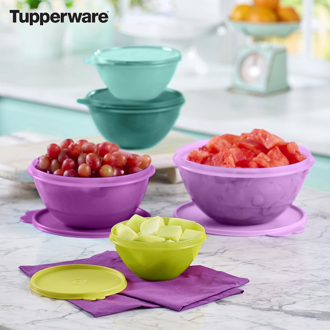 This isa 5 piece set for only $39.00 regularly you get a 3 piece set for $43.00. This is a very good deal! go.tupperware.com/5387dt