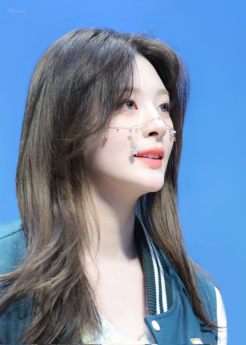 Adorable__Seeun's tweet photo. 230318 사운드웨이브

#STAYC #스테이씨 #ステイシー
#SEEUN #세은 #윤세은 #セウン @STAYC_official https://t.co/9CMlb4Oehr