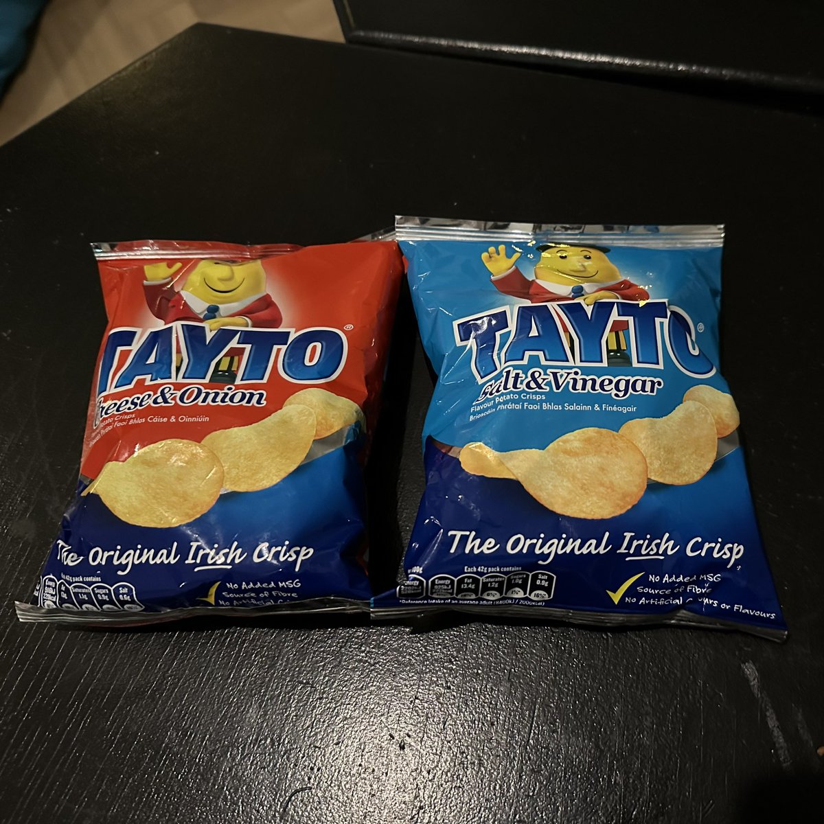 soozworld's tweet photo. Cheese and onion or Salt and vinegar first? #Taytos 😋 #WhenInIreland 💚 https://t.co/4mo4Mdnec5