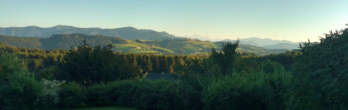 sovatar30's tweet photo. This is where old home is - somewhere in #Austria where you are always close to the #Alps

#austria #nature #photography #naturephotography #travel
#photooftheday #instagood #beautiful #picoftheday #photo #instagram
#naturelovers #landscape #like #follow #travelphotography https://t.co/CfACLlGOAl