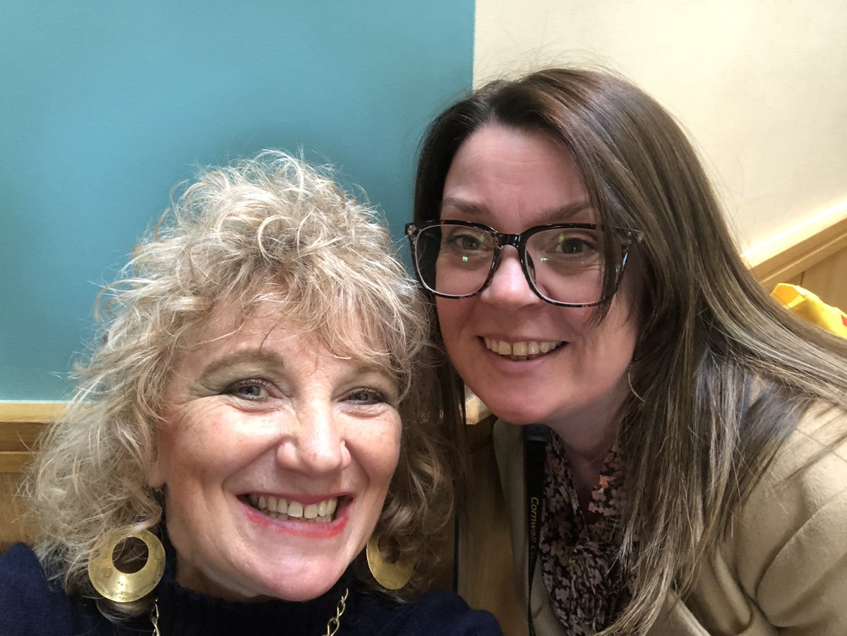 suzannezeedyk's tweet photo. Hey @LullabyLaneWest . This is Claire from @CornwallCouncil , who tells me that after hearing of your Attachment-Led Practices this morning (inc guinea pigs Chocolate &amp; Sprinkles), she is keen to “get up to Glasgow to see it all in person”. https://t.co/3gWmCivDdr