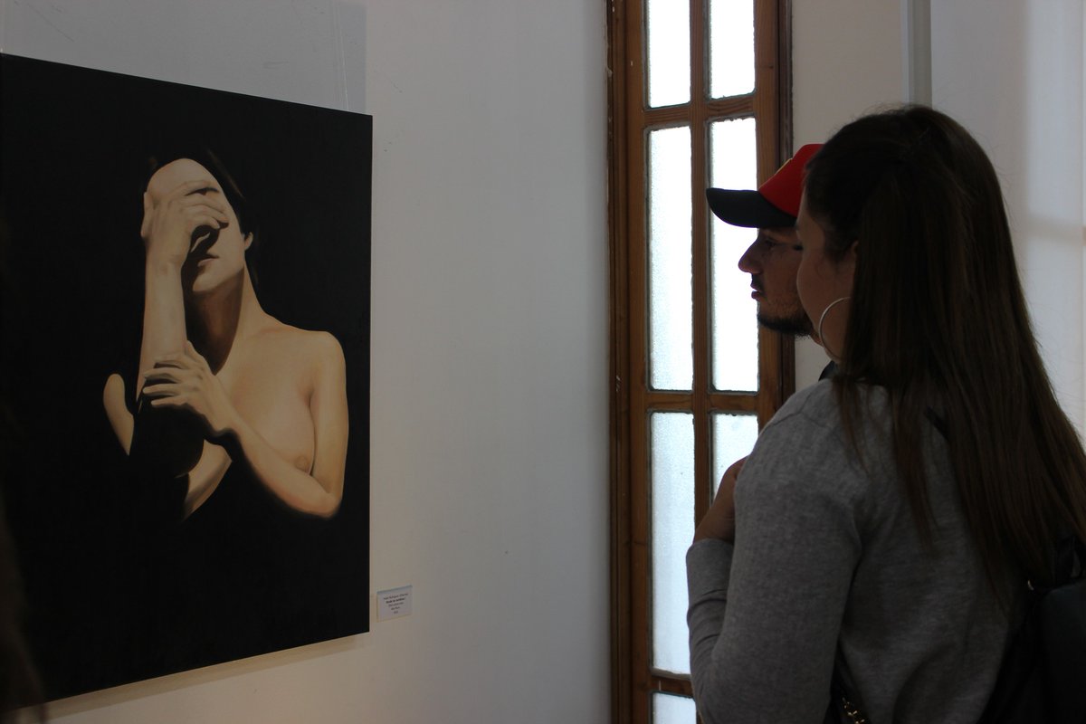 No te olvides de visitar la exposición "No temer a la oscuridad" del artista ovallino Pablo Rodriguez Villarroel; abierta el público hasta el 30 de abril en nuestra sala de extensión patrimonial 🖼️🏛️
¡No te la pierdas!