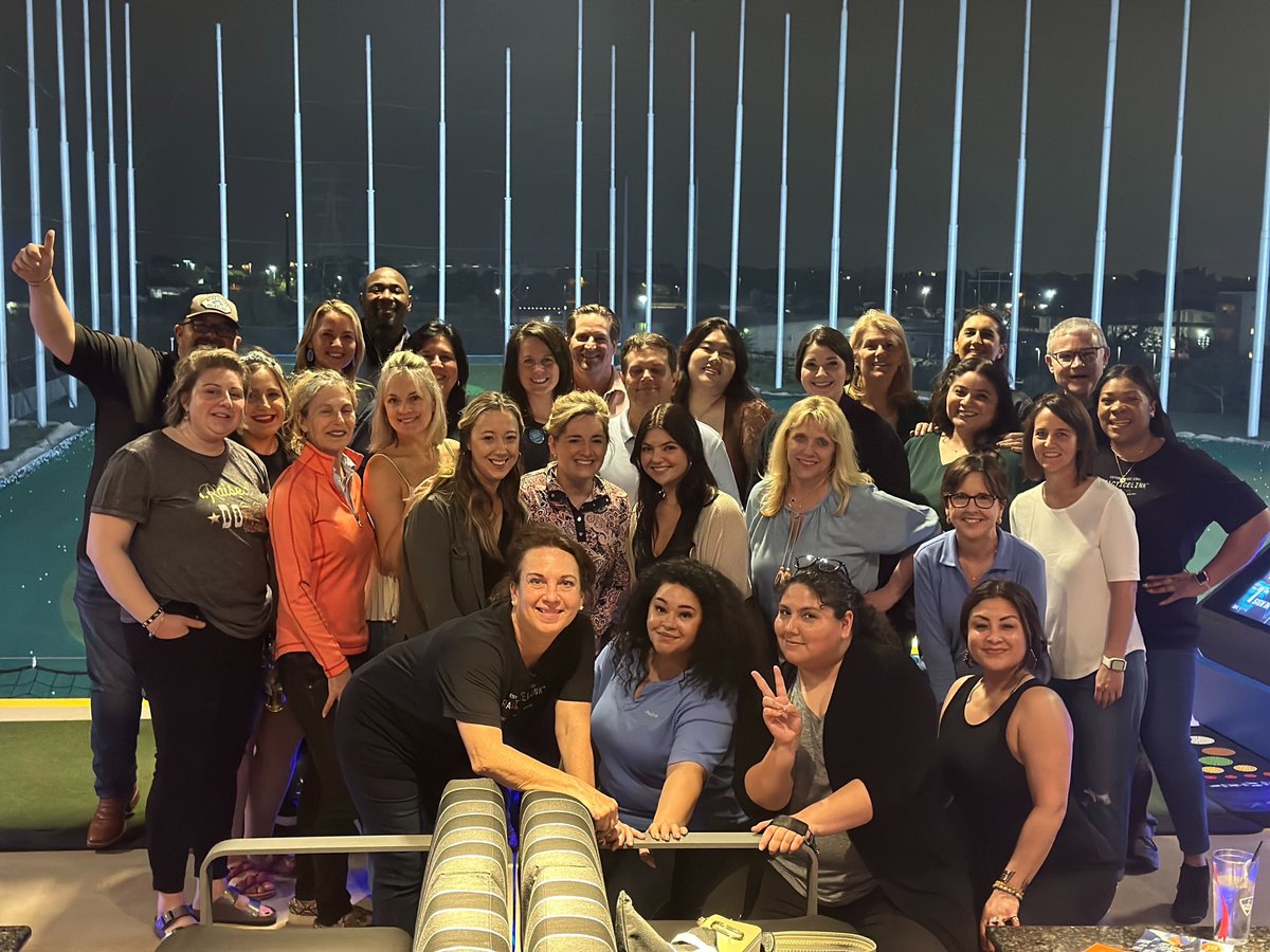 PracticeLink's tweet image. Last night was a hole in one ⛳ catching up with some of our amazing clients! We love attending #AAPPR for a lot of reasons, but fun times like these will always be our favorite. #RecruitHireHeal #AAPPR2023