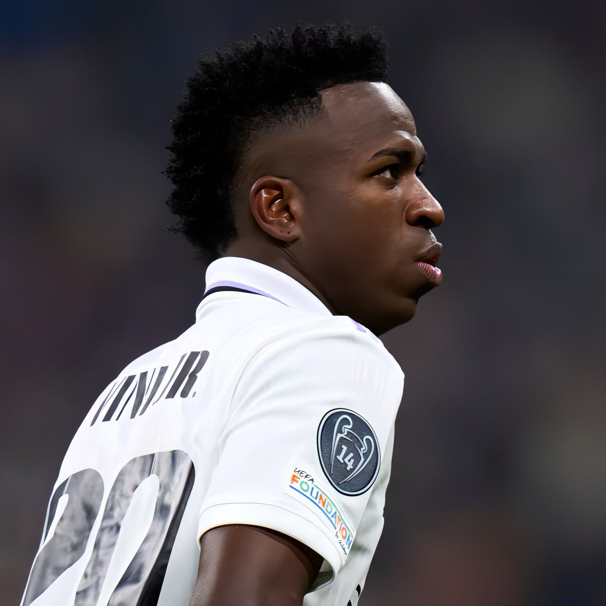 PortalDosTimes's tweet photo. 🇧🇷 Vinícius Júnior pelo Real Madrid:
⚽️ 211 partidas, 56 gols e 40 assistências.

🇫🇷 Zidane pelo Real Madrid:
⚽️ 227 partidas, 49 gols e 66 assistências.

E ainda teve gente que duvidou do potencial dele... https://t.co/NL2K3oOgnW