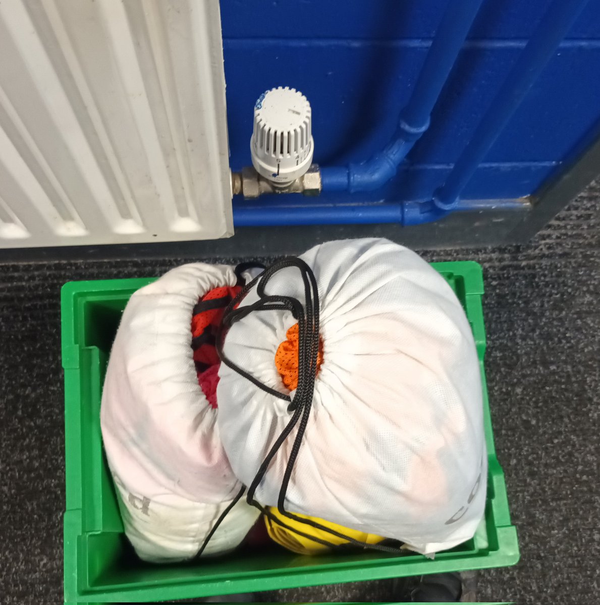 Laminted_Paper's tweet photo. Deed done! 🙂 Helped out @MrGrimmerPE  sort out some equipment and p.e. stuff. Just in time for the holidays😅

@LHS_HWB #laminatedpaper @Paper_Kidnapper https://t.co/AHIkjih8yM