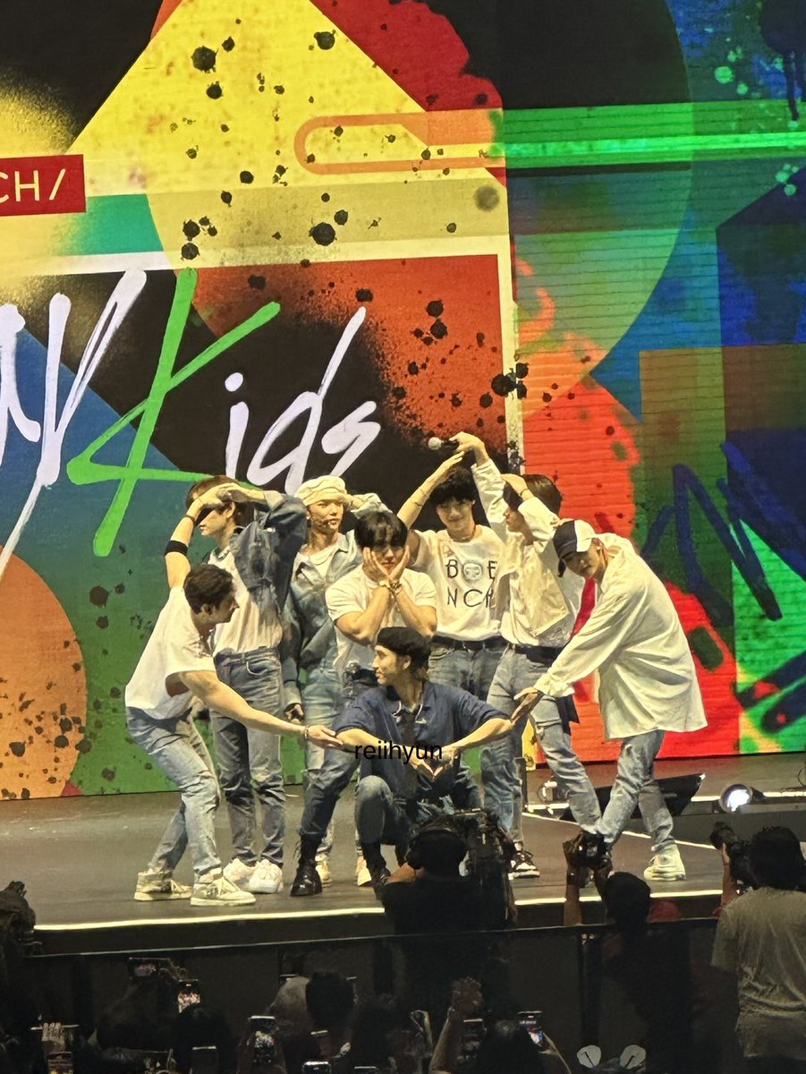 kleyashi_'s tweet photo. @mashistm @Stray_Kids #나침반이_가리킨_스키즈_5주년
#OurNeverEndingSKZ https://t.co/epFXRoTrqp