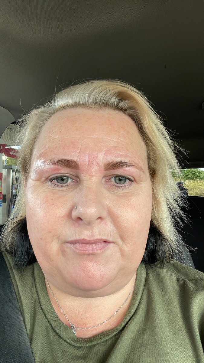 lunayorkierose's tweet photo. New brows ❤️😍 was £15 if anyone wants to reimburse me? 😜   £lunabustygal @RHPhotography23 @ukpromoaccount1 @CherryShoutouts @BlazePearce @JamesD82089306 @Hhunk12 @lovethejuggs @BritishRW_GF @Dutch_DPP @DocPromo23 @Bull_for_BBW @Bbw__promotion @boobs198 @KinkyBootsAnna #browcode https://t.co/ZpsEake6mt