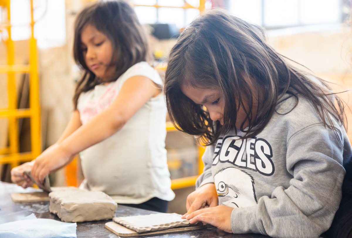 PHOTOS: Canadian ceramic artist Susan Day held a public workshop Thursday at which participants helped make some of the 12,000 ceramic tiles for a mosaic that will honour overdose victims. tinyurl.com/4b6v8x7c 📸: @MikeatLFPress #ldnont