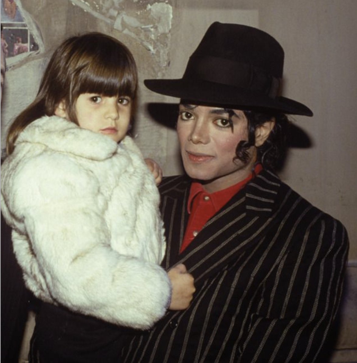MJJJusticePrjct's tweet image. Michael Jackson and Frank's daughter, Brenda Dileo. They both look they've been told they can't have ice cream.. #pout #FlashbackFriday