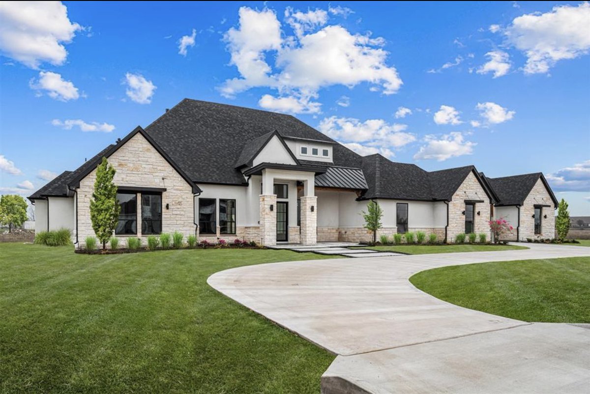 Wavyy__'s tweet photo. F O R S A L E 🌟

Offered at $1.85M

📍Collin County Estate.

📲Contact me for more information.

Follow me on Instagram to see more properties like this!

Amir BenJudah, Realtor®️
📩Amir@karealty.us

https://t.co/VF0cAAOw0b https://t.co/Chs3lrQvsP